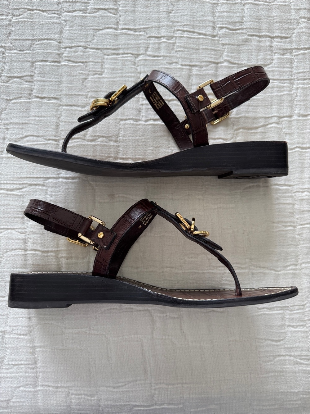 Tory Burch Trent Wedge-Shiny America Sandal - Wood Brown, Size 9 - Picture 3 of 8